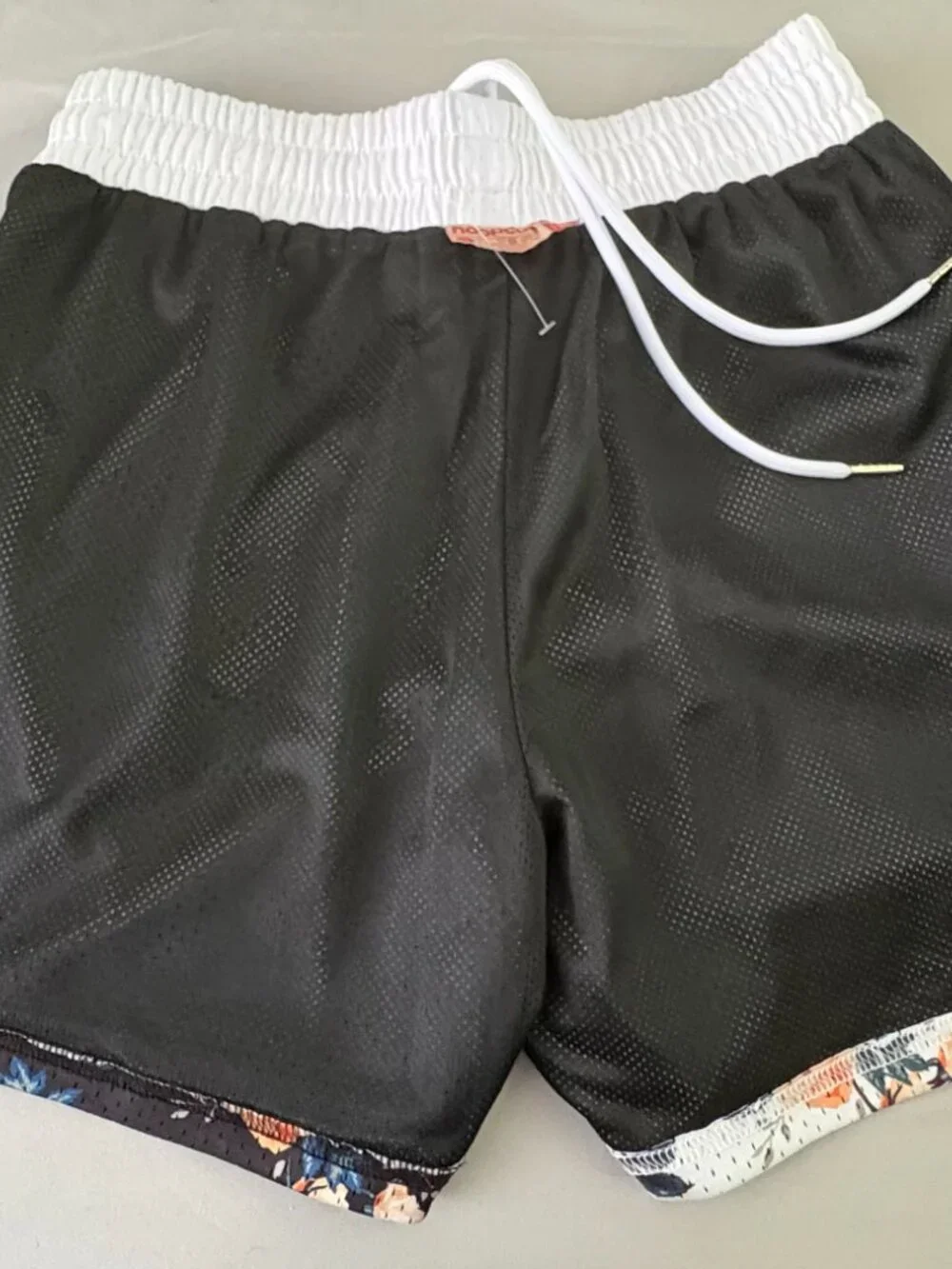 New Hoop Culture  Rosette Mesh Basketball Shorts Youth XL Athletic
